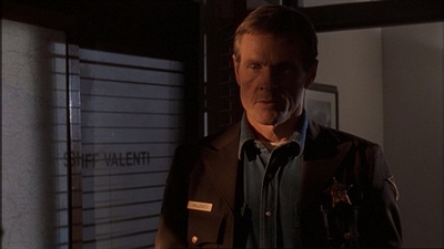 ROSWELL_-_E1X13_THE_CONVENTION_071.jpg