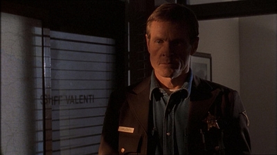 ROSWELL_-_E1X13_THE_CONVENTION_077.jpg