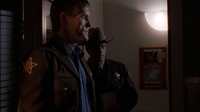 ROSWELL_-_E1X13_THE_CONVENTION_103.jpg