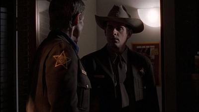 ROSWELL_-_E1X13_THE_CONVENTION_113.jpg