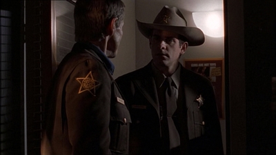 ROSWELL_-_E1X13_THE_CONVENTION_117.jpg