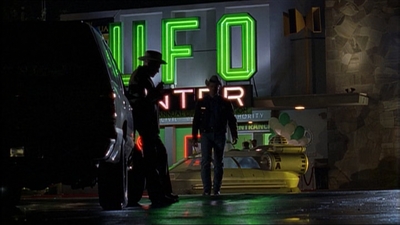 ROSWELL_-_E1X13_THE_CONVENTION_171.jpg