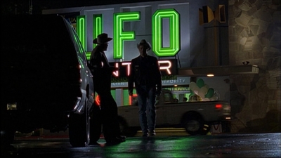 ROSWELL_-_E1X13_THE_CONVENTION_175.jpg