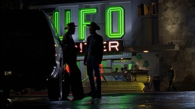 ROSWELL_-_E1X13_THE_CONVENTION_188.jpg