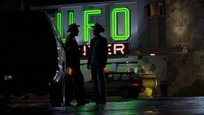 ROSWELL_-_E1X13_THE_CONVENTION_199.jpg
