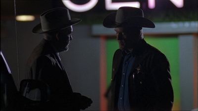 ROSWELL_-_E1X13_THE_CONVENTION_201.jpg