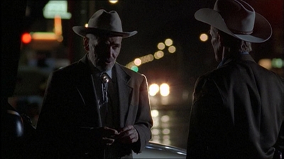 ROSWELL_-_E1X13_THE_CONVENTION_220.jpg
