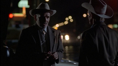 ROSWELL_-_E1X13_THE_CONVENTION_227.jpg