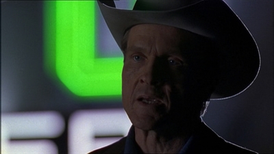 ROSWELL_-_E1X13_THE_CONVENTION_242.jpg