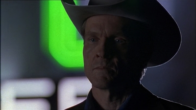 ROSWELL_-_E1X13_THE_CONVENTION_287.jpg