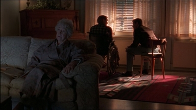 ROSWELL_-_E1X13_THE_CONVENTION_298.jpg