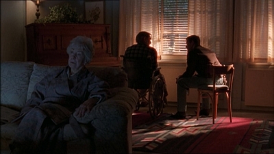 ROSWELL_-_E1X13_THE_CONVENTION_304.jpg