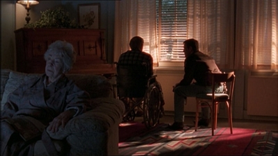 ROSWELL_-_E1X13_THE_CONVENTION_316.jpg