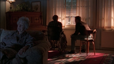 ROSWELL_-_E1X13_THE_CONVENTION_318.jpg
