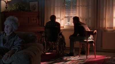ROSWELL_-_E1X13_THE_CONVENTION_322.jpg