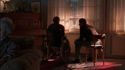 ROSWELL_-_E1X13_THE_CONVENTION_328.jpg