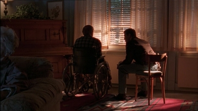 ROSWELL_-_E1X13_THE_CONVENTION_329.jpg