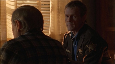 ROSWELL_-_E1X13_THE_CONVENTION_342.jpg