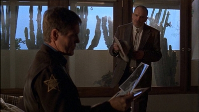ROSWELL_-_E1X13_THE_CONVENTION_364.jpg