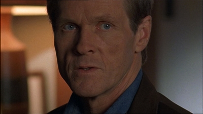 ROSWELL_-_E1X13_THE_CONVENTION_374.jpg