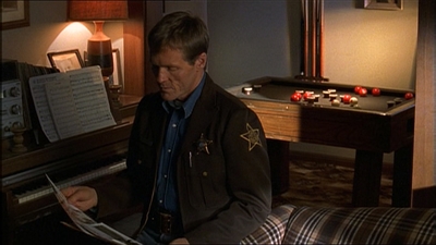 ROSWELL_-_E1X13_THE_CONVENTION_382.jpg