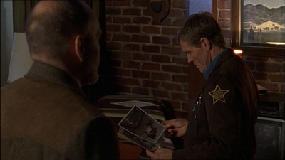 ROSWELL_-_E1X13_THE_CONVENTION_394.jpg