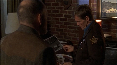 ROSWELL_-_E1X13_THE_CONVENTION_396.jpg
