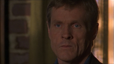 ROSWELL_-_E1X13_THE_CONVENTION_410.jpg