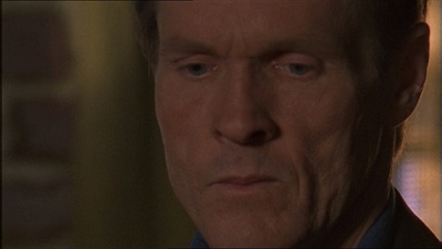 ROSWELL_-_E1X13_THE_CONVENTION_422.jpg