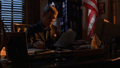 ROSWELL_-_E1X13_THE_CONVENTION_442.jpg
