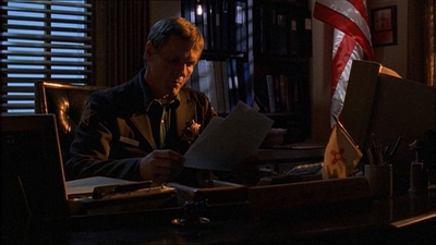 ROSWELL_-_E1X13_THE_CONVENTION_446.jpg