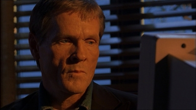 ROSWELL_-_E1X13_THE_CONVENTION_466.jpg