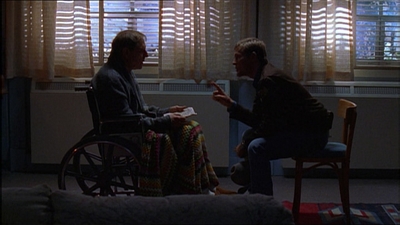 ROSWELL_-_E1X13_THE_CONVENTION_495.jpg