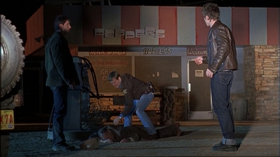 ROSWELL_-_E1X13_THE_CONVENTION_588.jpg