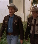 ROSWELL_-_E1X13_THE_CONVENTION_031.jpg