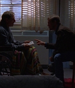 ROSWELL_-_E1X13_THE_CONVENTION_500.jpg