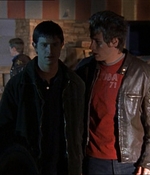 ROSWELL_-_E1X13_THE_CONVENTION_650.jpg