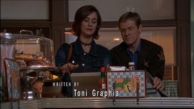 ROSWELL_-_E1X15_INDEPENDENCE_DAY_022.jpg