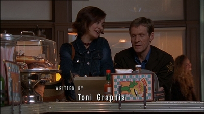 ROSWELL_-_E1X15_INDEPENDENCE_DAY_028.jpg