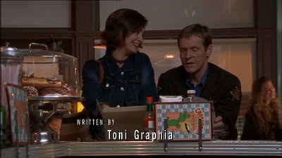 ROSWELL_-_E1X15_INDEPENDENCE_DAY_029.jpg