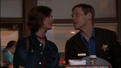 ROSWELL_-_E1X15_INDEPENDENCE_DAY_139.jpg