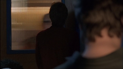 ROSWELL_-_E1X15_INDEPENDENCE_DAY_163.jpg