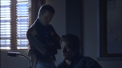 ROSWELL_-_E1X15_INDEPENDENCE_DAY_182.jpg