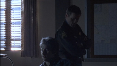 ROSWELL_-_E1X15_INDEPENDENCE_DAY_189.jpg
