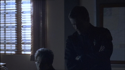ROSWELL_-_E1X15_INDEPENDENCE_DAY_201.jpg