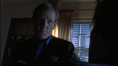 ROSWELL_-_E1X15_INDEPENDENCE_DAY_242.jpg