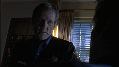 ROSWELL_-_E1X15_INDEPENDENCE_DAY_246.jpg