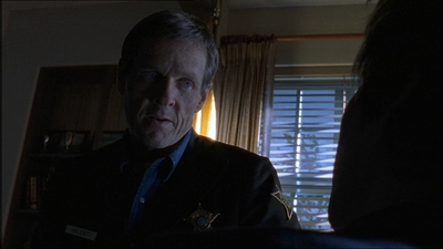 ROSWELL_-_E1X15_INDEPENDENCE_DAY_247.jpg