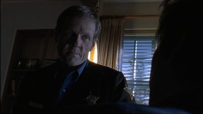 ROSWELL_-_E1X15_INDEPENDENCE_DAY_261.jpg