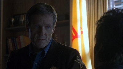 ROSWELL_-_E1X15_INDEPENDENCE_DAY_302.jpg